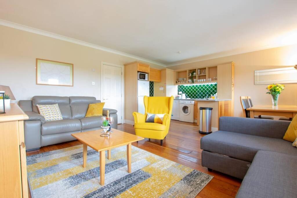 310 - The Carrowbeg At The Harbour Mills By Shortstays Westport Extérieur photo