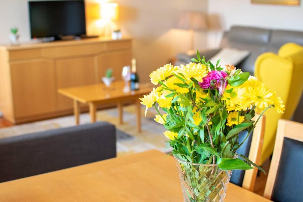 310 - The Carrowbeg At The Harbour Mills By Shortstays Westport Extérieur photo